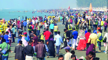 পূজাঁর ছুটিতে কক্সবাজারে পর্যটকদের ঢল, খালি নেই হোটেল রুম