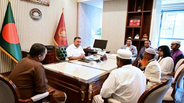 প্রধানমন্ত্রীর সঙ্গে সাক্ষাত করলেন প্রাথমিকের শিক্ষক নায়লা, আলতাফ ও রেজাউল