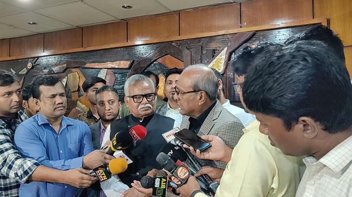 বিনা খরচে মালয়েশিয়া যাচ্ছেন আরও ৫০ জন কর্মী বিনা খরচে মালয়েশিয়া যাচ্ছেন আরও ৫০ জন কর্মী