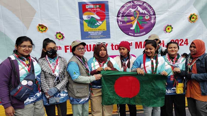 ইন্দো-বাংলাদেশ স্কাউটস ফ্রেন্ডশিপ ক্যাম্পে কুবির মাহা 