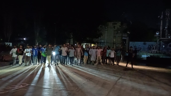 রাজশাহী বিশ্ববিদ্যালয়ে শিবিরের বিজয় মিছিল রাজশাহী বিশ্ববিদ্যালয়ে শিবিরের বিজয় মিছিল