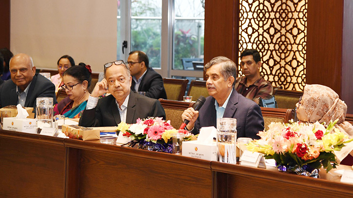 ‘রাজনীতি ও প্রশাসনিক ব্যবস্থা শিক্ষা সংস্কারবান্ধব নয়’ ‘রাজনীতি ও প্রশাসনিক ব্যবস্থা শিক্ষা সংস্কারবান্ধব নয়’