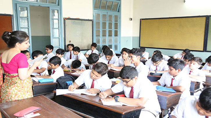 শিক্ষাপ্রতিষ্ঠানে বছরে বছরে ভর্তি ফি নেওয়া যাবে না