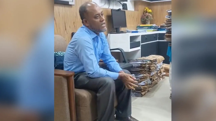 মাউশিতে তদবির করতে এসে ধরা ভুয়া যুগ্মসচিব