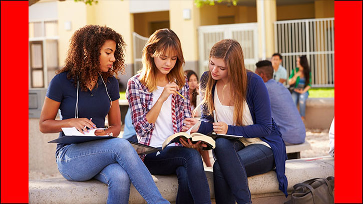 ট্রাম্প প্রশাসনের কঠোর ভিসা নীতিতে চাপে আন্তর্জাতিক শিক্ষার্থীরাও