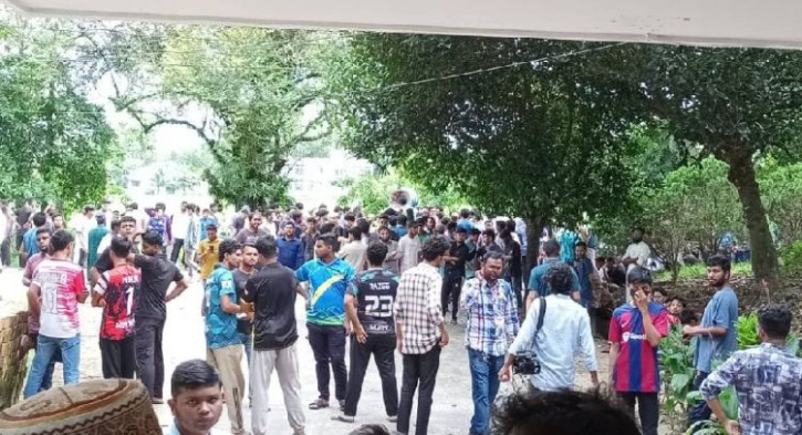 শাবির হলে ছাত্রলীগ থাকার অভিযোগ, যা করলেন স্থানীয়রা শাবির হলে ছাত্রলীগ থাকার অভিযোগ, যা করলেন স্থানীয়রা